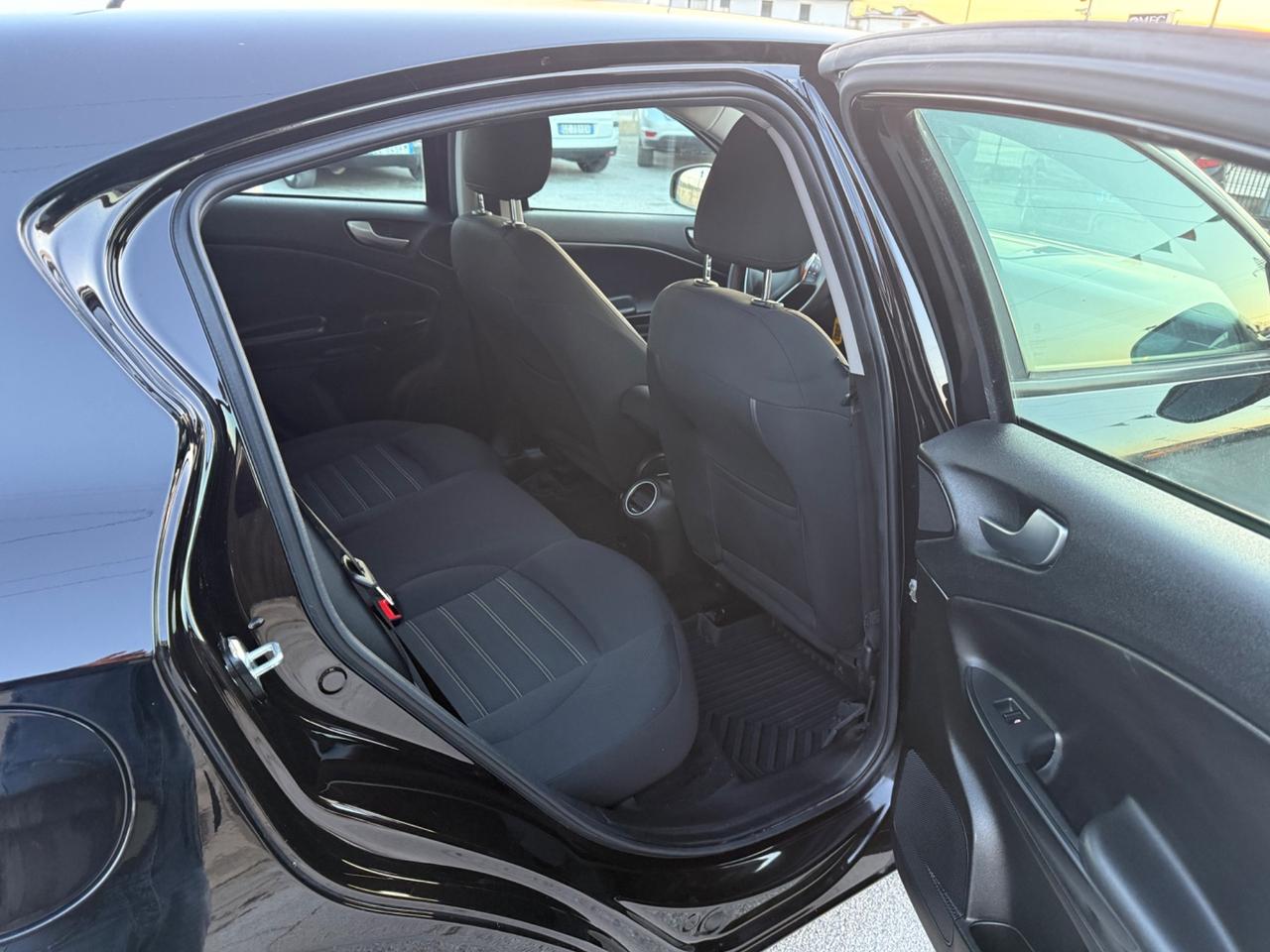 Alfa Romeo Giulietta 1.6 JTDm TCT 120 CV Sport