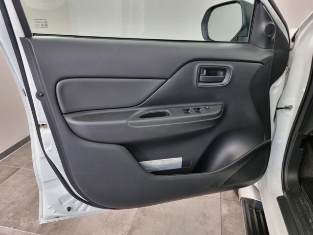 MITSUBISHI L200 2.3 D Double Cab 4x4 Easy Select Invite Connect