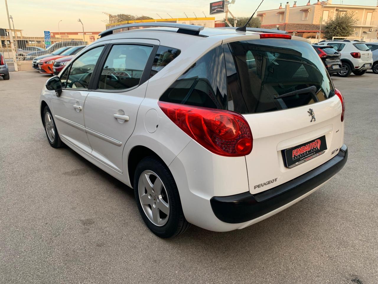 Peugeot 207 1.6 HDi 90CV 5p. 99g