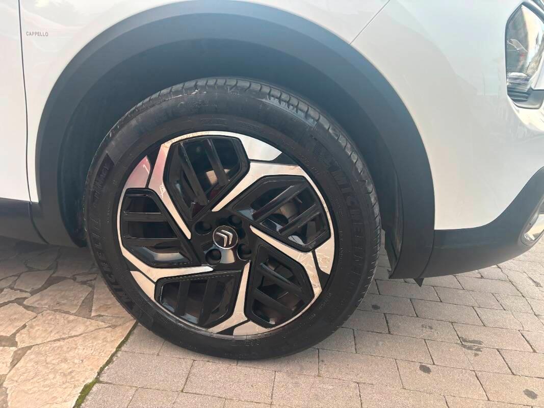 Citroen C4 1.2 puretech Shine s&s 130cv