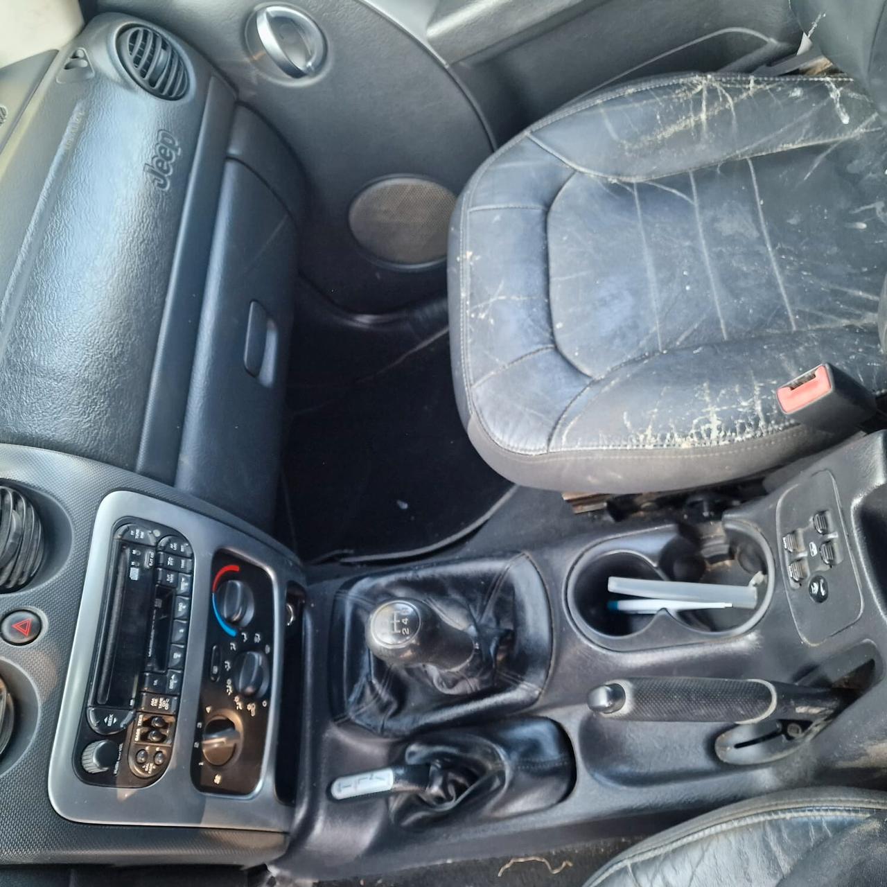 Jeep Cherokee 2.5 CRD Sport GANCIO DI TRAINO CAMBIO MANUALE