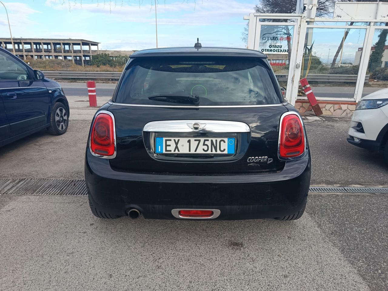 Mini 1.5 One D Business