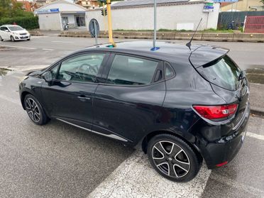 Renault Clio 1.2 75CV 5 porte Live ok neo patentati