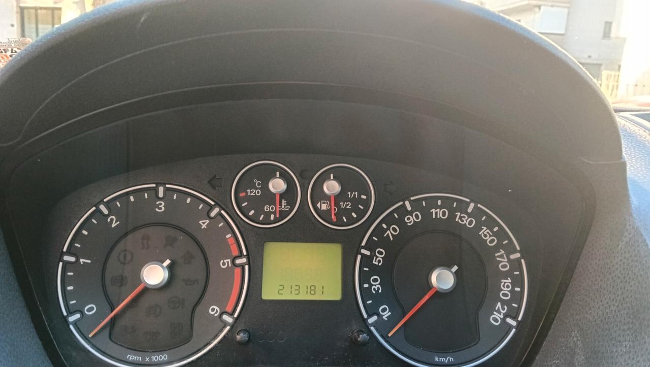 FORD FIESTA 1.4 DIESEL- PREZZO PROMO!