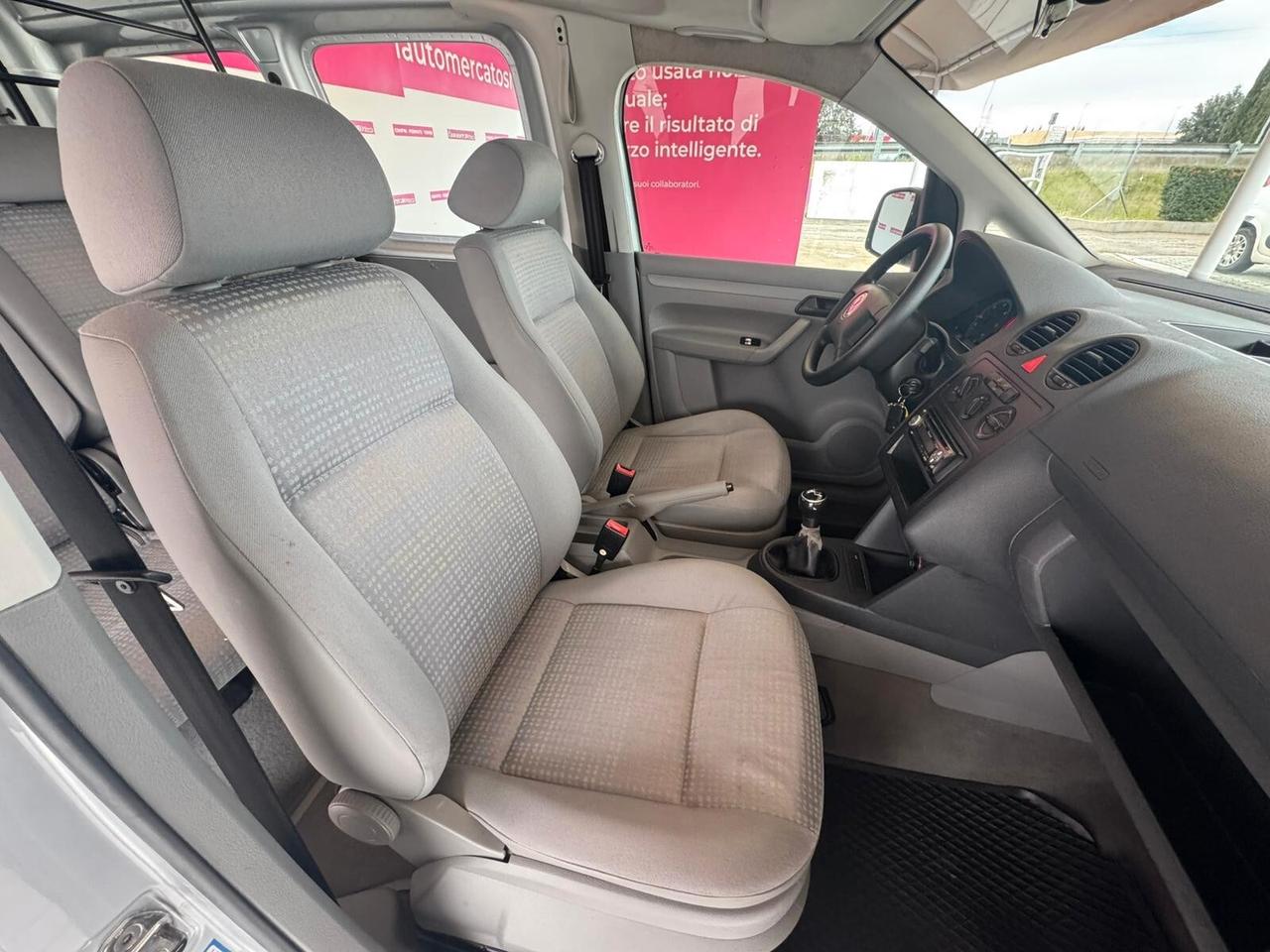 VOLKSWAGEN Caddy 3ªs. Tour. 1ª Caddy 2.0 SDI ...