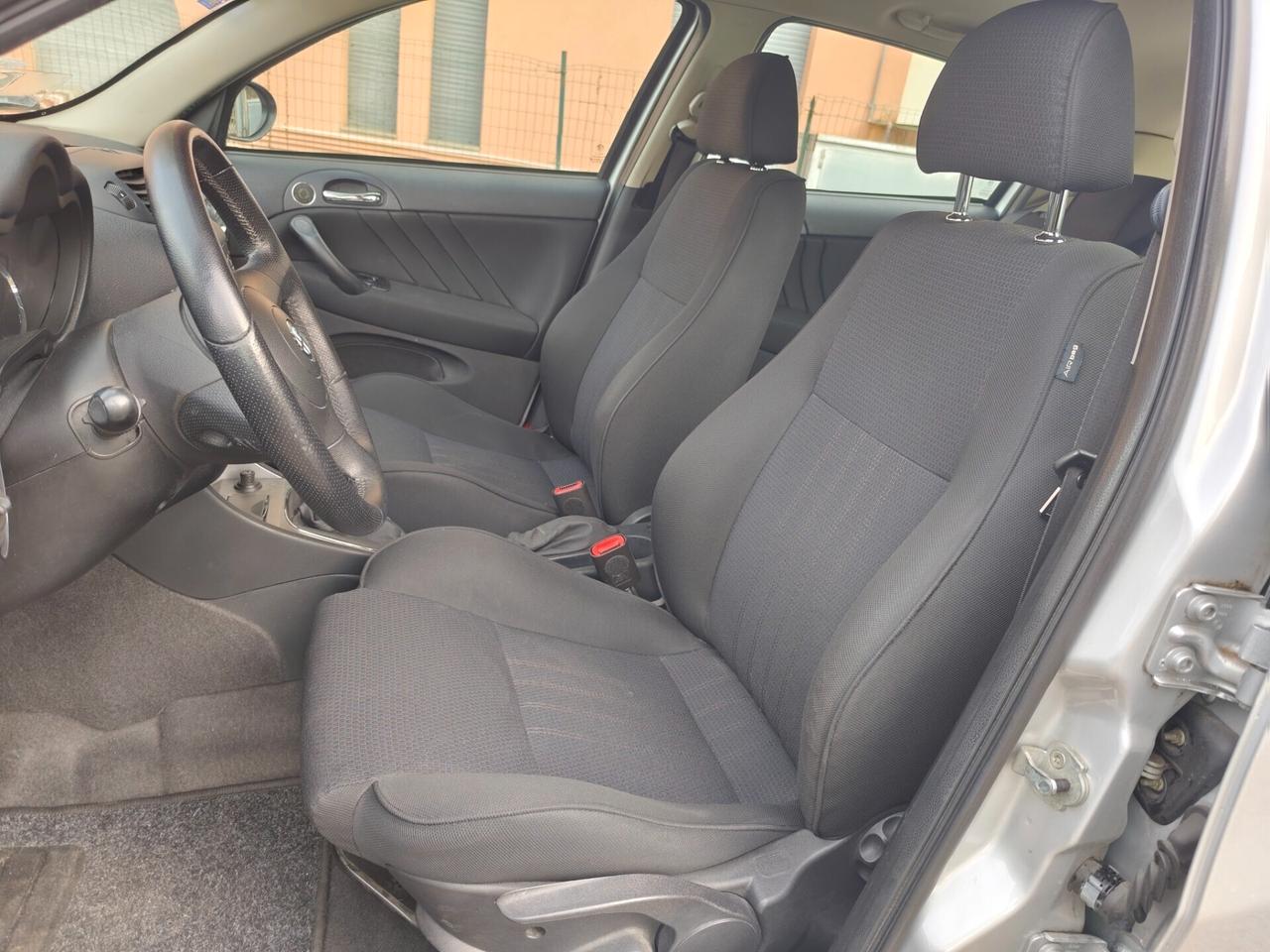 Alfa Romeo 147 1.6 Benz euro 4 5 porte Black Line