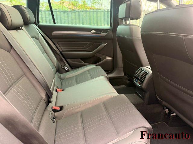 VOLKSWAGEN Passat Alltrack 2.0 TDI 200 CV 4MOTION DSG Executive