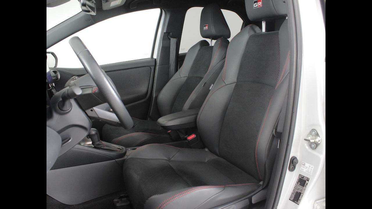 TOYOTA Yaris 1.5 Hybrid 130 - GR SPORT MY24