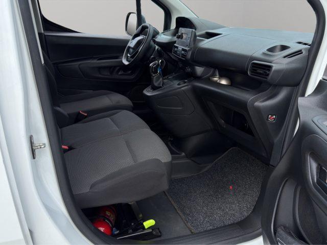 PEUGEOT Partner 1.5 diesel 3 posti allestito