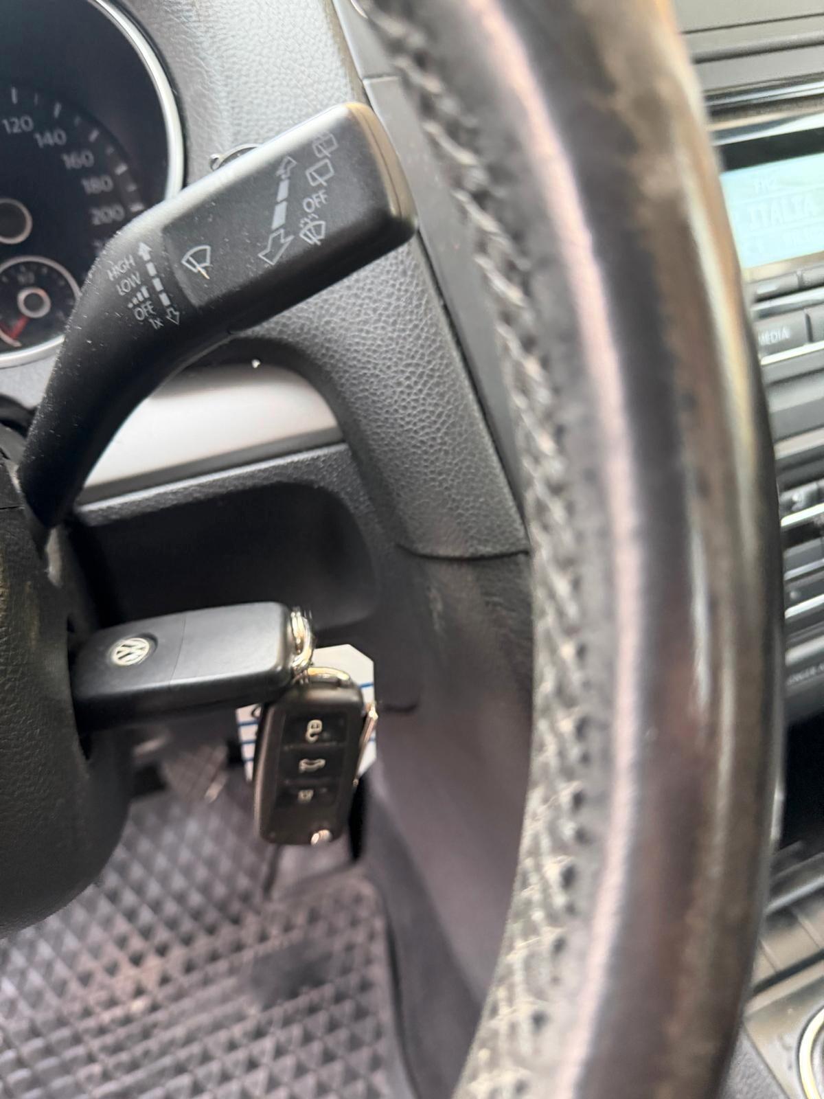 Volkswagen Golf 6, 1.6 TDI 5P. Highline