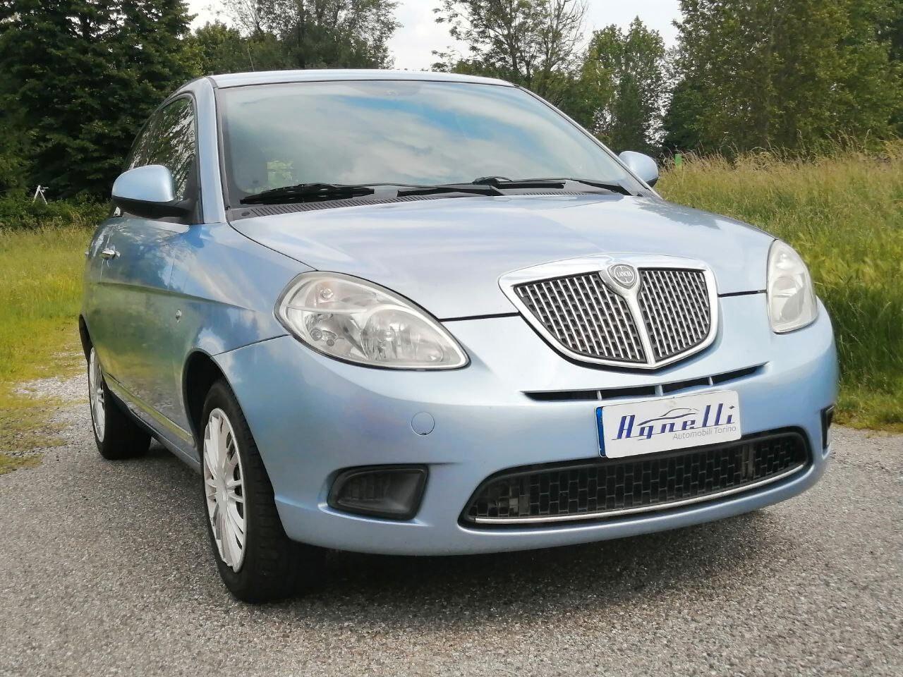 Lancia Ypsilon 1.4 Argento Ecochic GPL Neopatentati