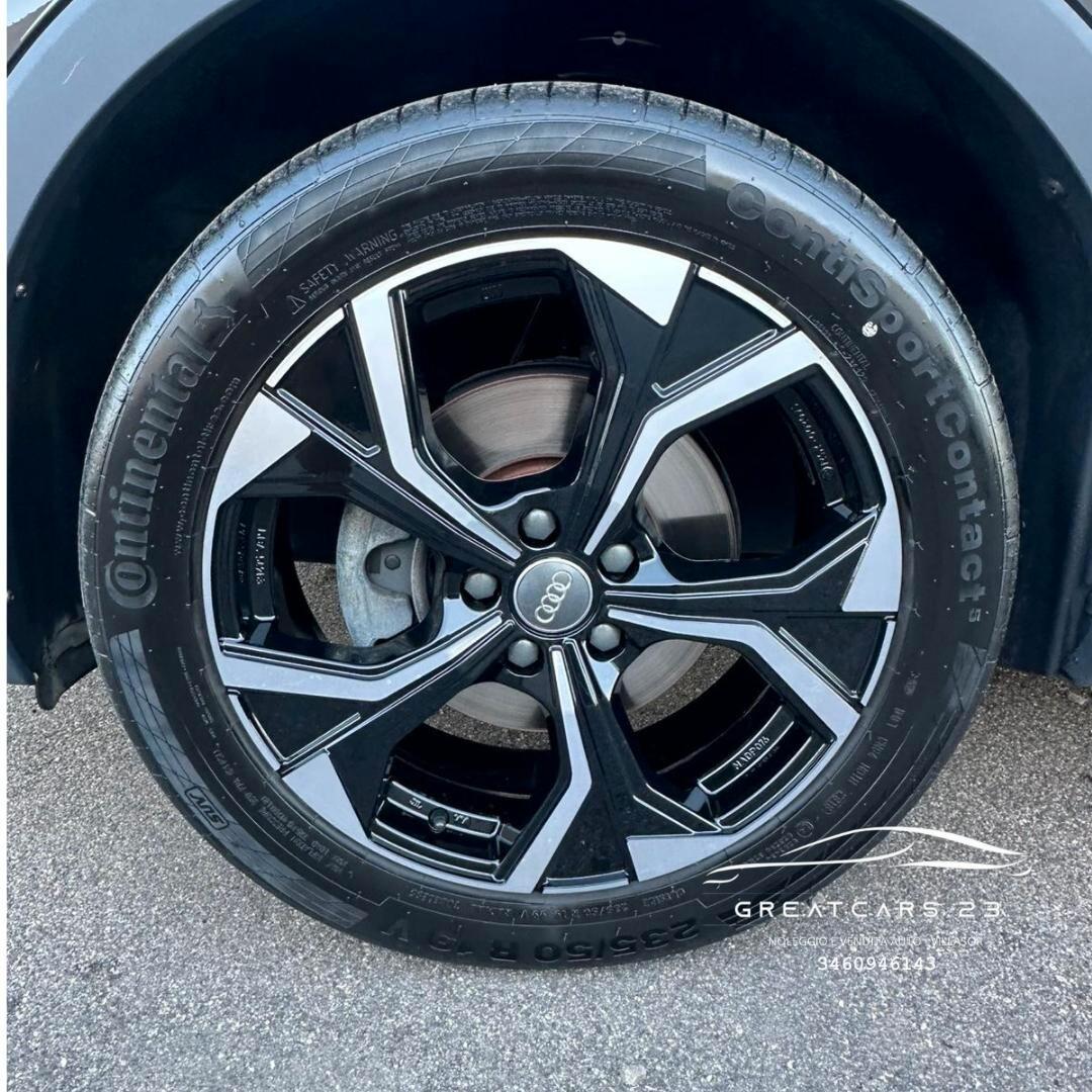Audi Q3 35 TDI S tronic Business Advanced