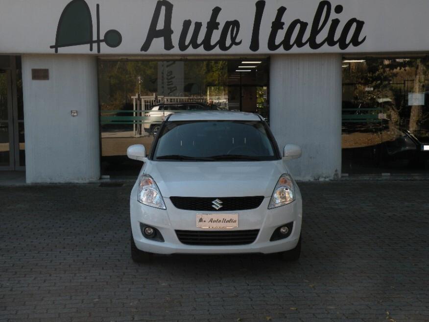 SUZUKI SWIFT 1.2 VVT 94CV 4WD Top 2011