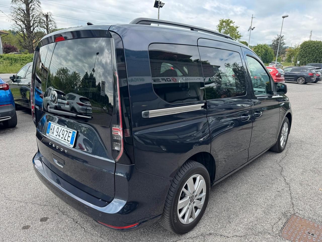 Volkswagen Caddy 2.0 TDI 102 CV Kombi Business