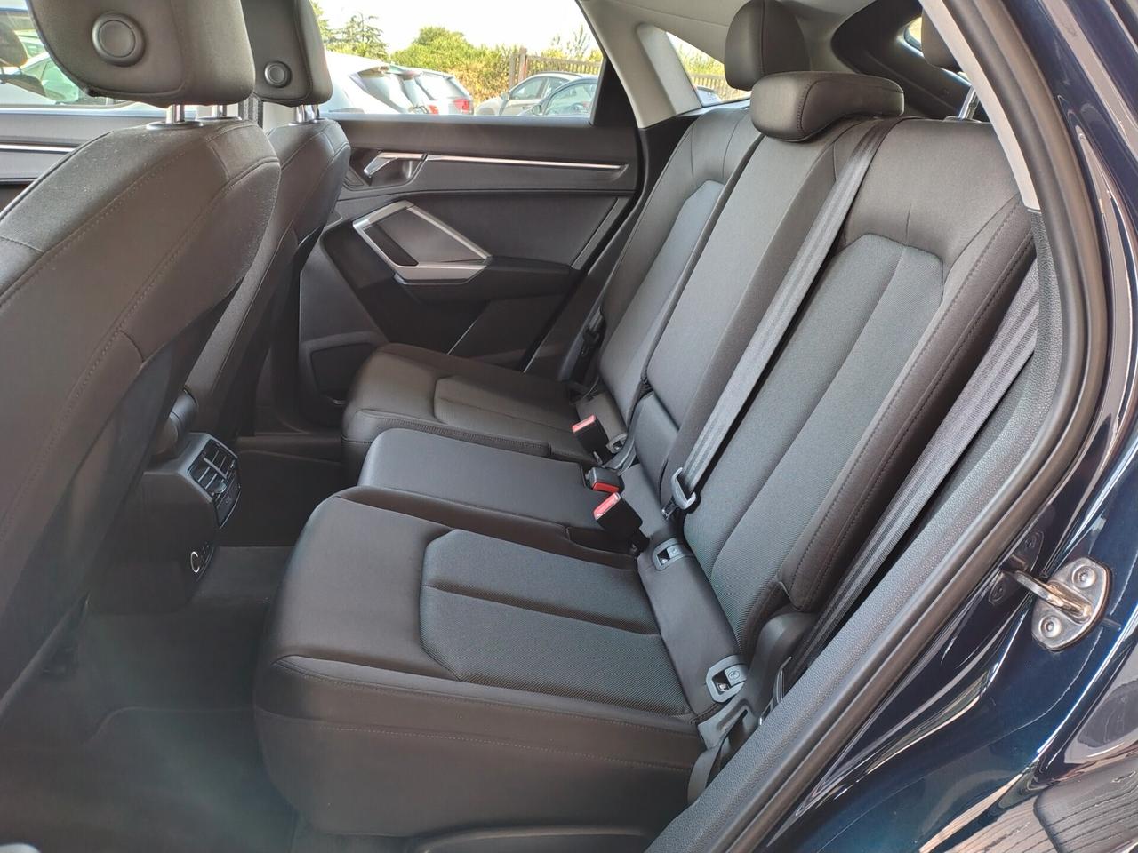 Audi Q3 SPB 35 TDI S tronic S line edition