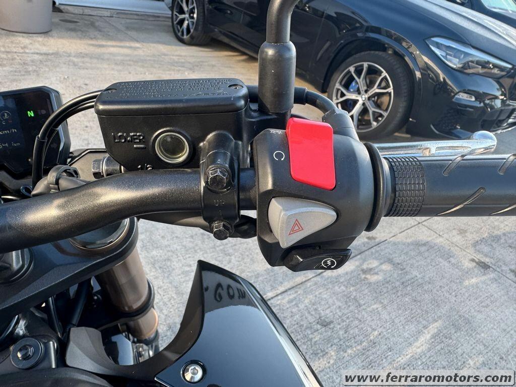 HONDA CB500F SOLO 11.000KM A SOLI 55 EURO AL MESE