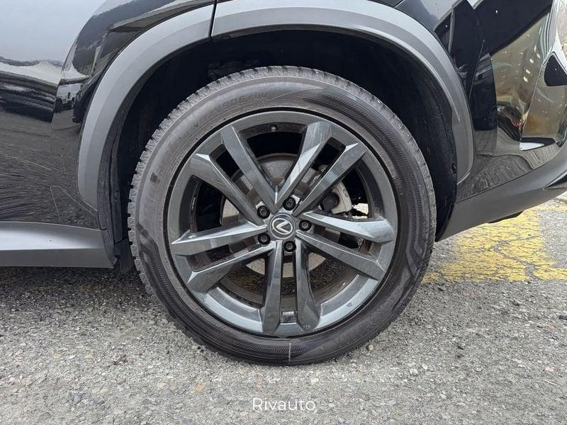 Lexus NX Hybrid Premium+ 4WD