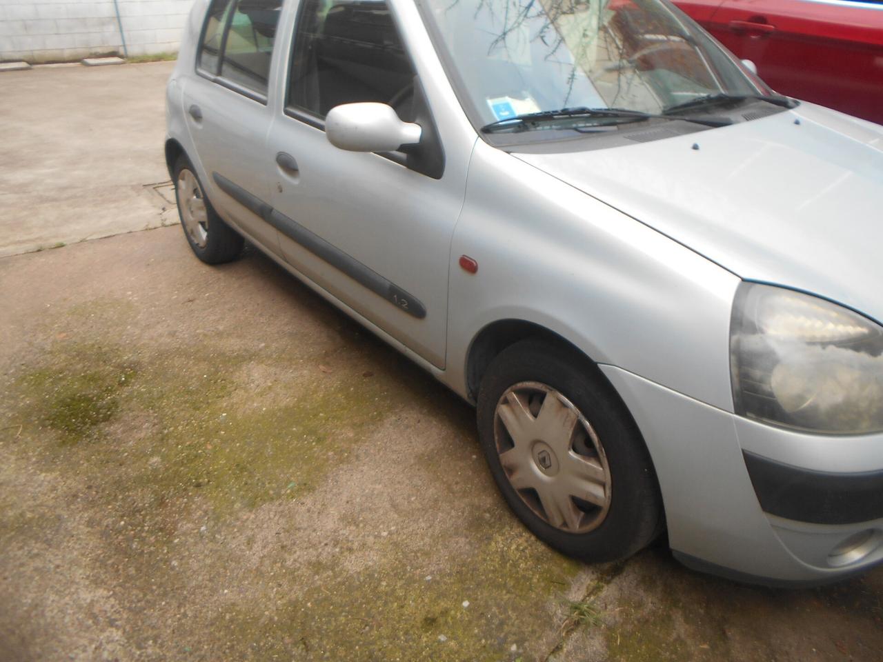 Renault Clio 1.6 16V cat 5 porte Initiale