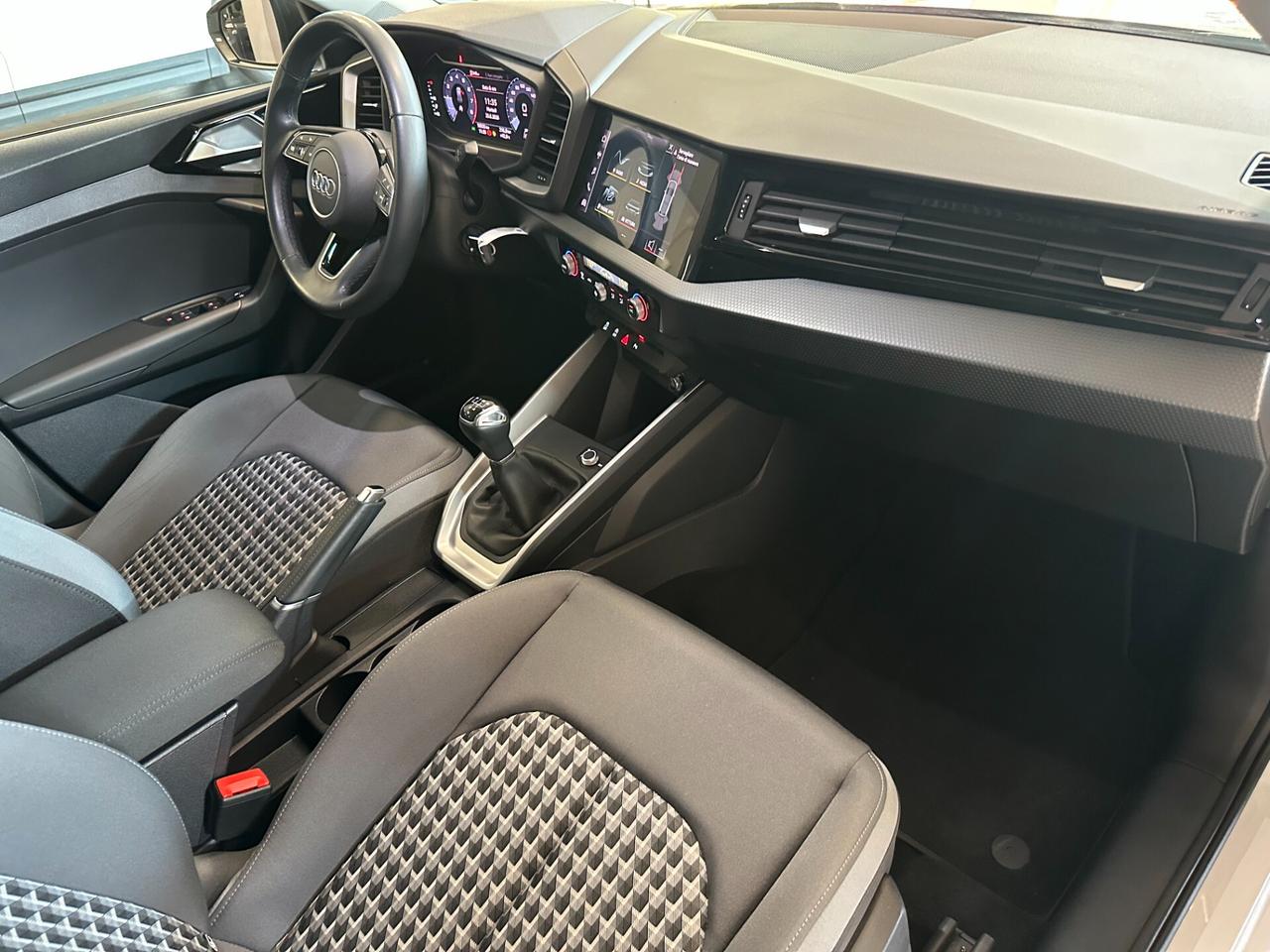 Audi A1 Sportback 1.0 TFSI Admired - Unico Proprietario