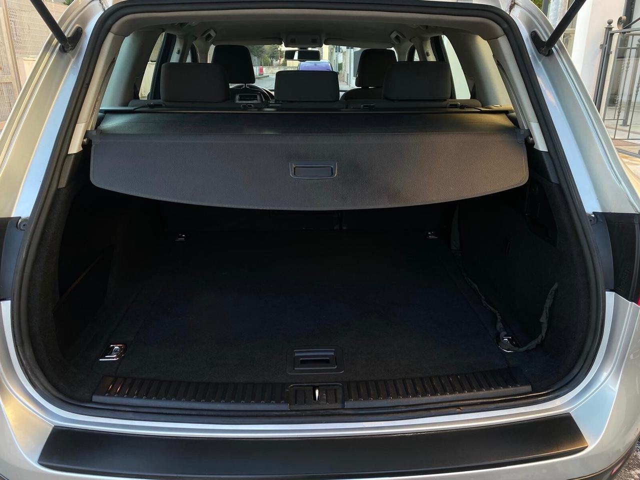 VOLKSWAGEN TOUAREG 3.0 TDI DSG 2011