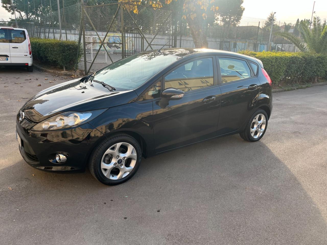 Ford Fiesta 1.2 60CV 5p.Km 115.000 Garantita