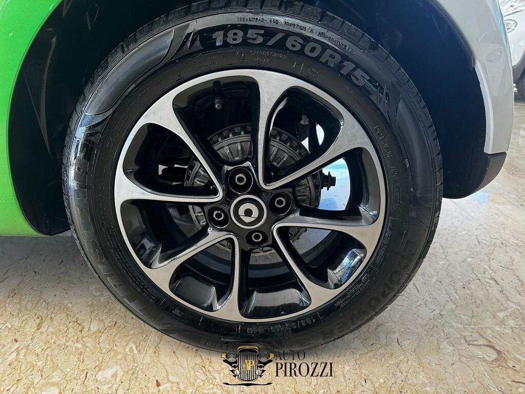 Smart fortwo passion eq electric drive 2017