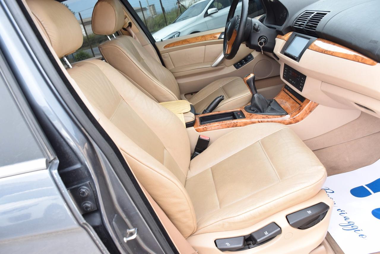 Bmw X5 3.0d 5m GANCIO TRAINO-NAVI-SENSORI-PELLE FULL
