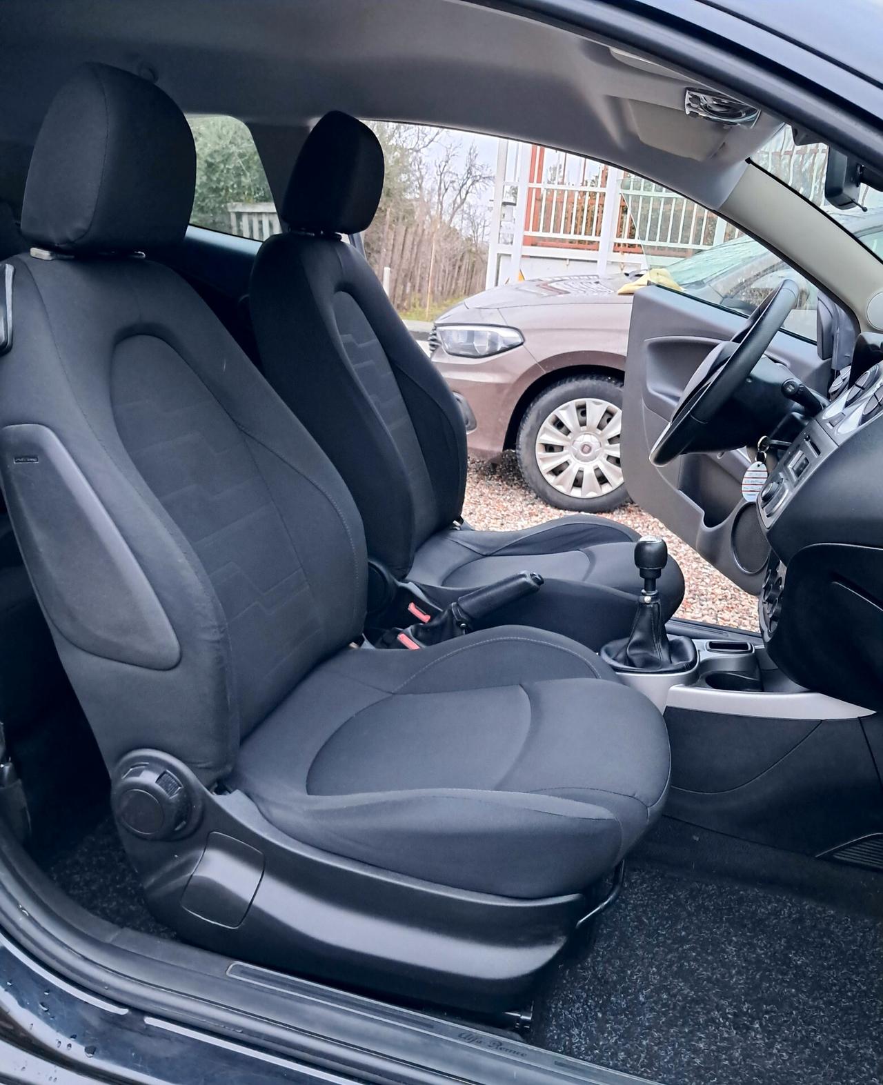 Alfa Romeo MiTo 1.4 78cv Distinctive