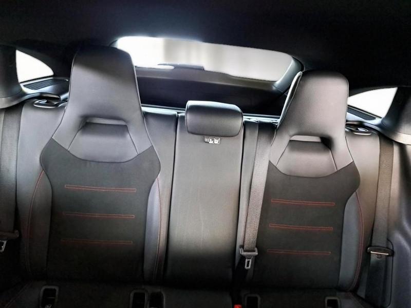 MERCEDES-BENZ CLA 200 d Automatic Premium SHOOTING BRAKE