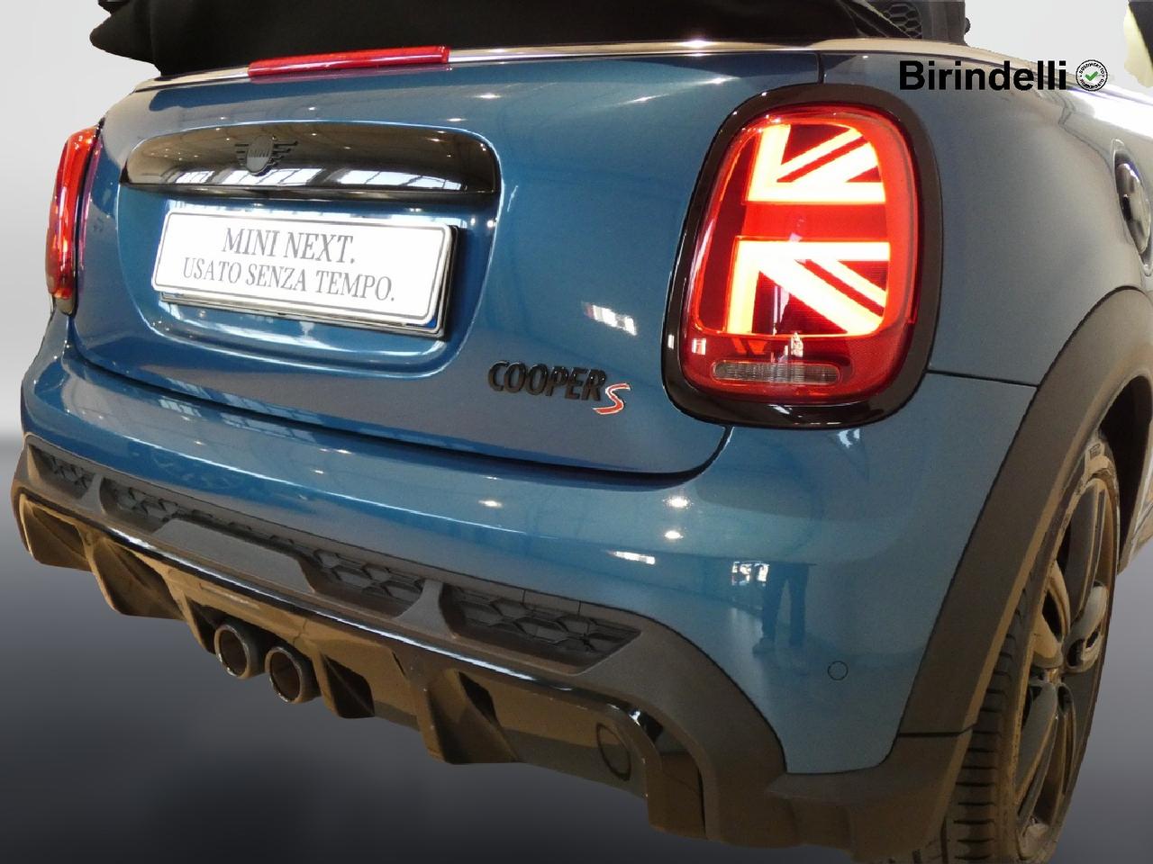 MINI Mini Cabrio (F57) - Mini 2.0 Cooper S JCW Cabrio