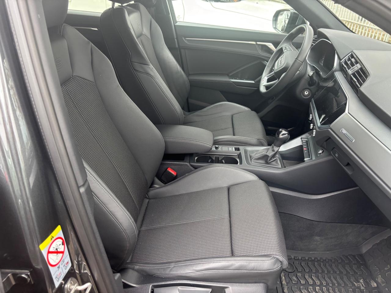 Audi Q3 35 TDI S tronic line edition