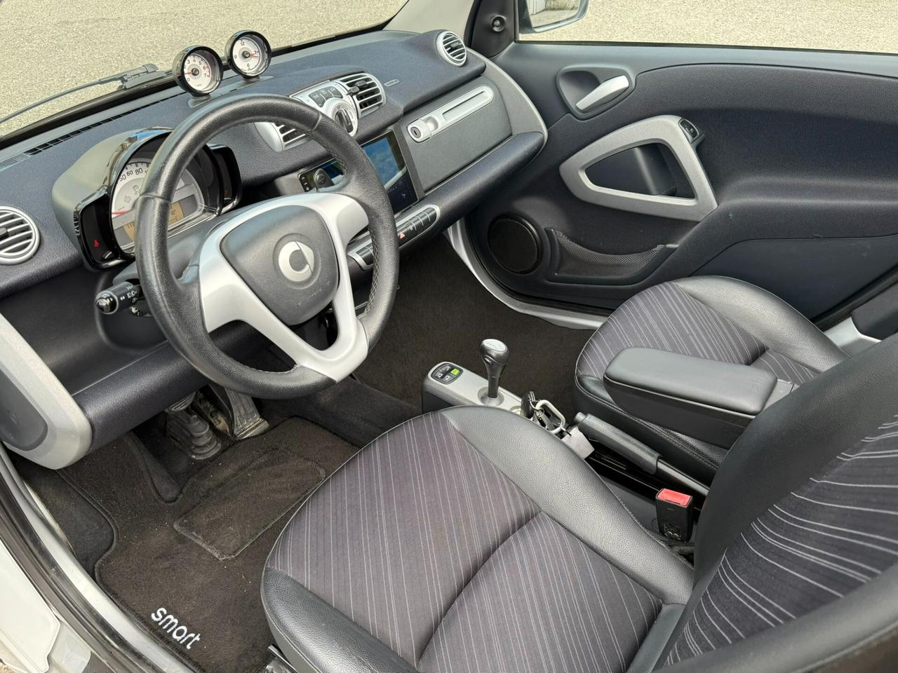 Smart ForTwo 1000 52 kW MHD cabrio passion