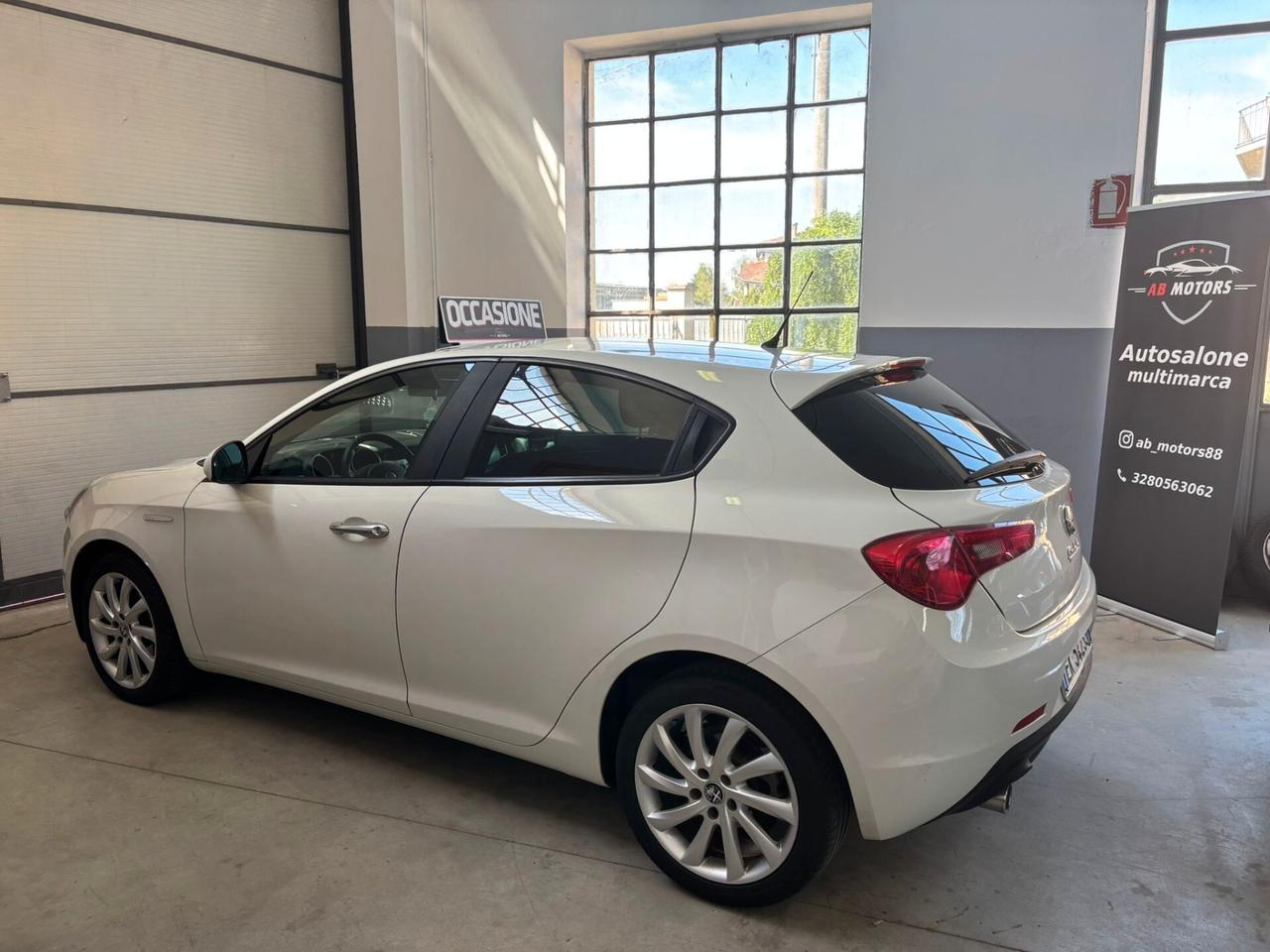 Alfa Romeo Giulietta 1.6 JTDm-2 105 CV Exclusive
