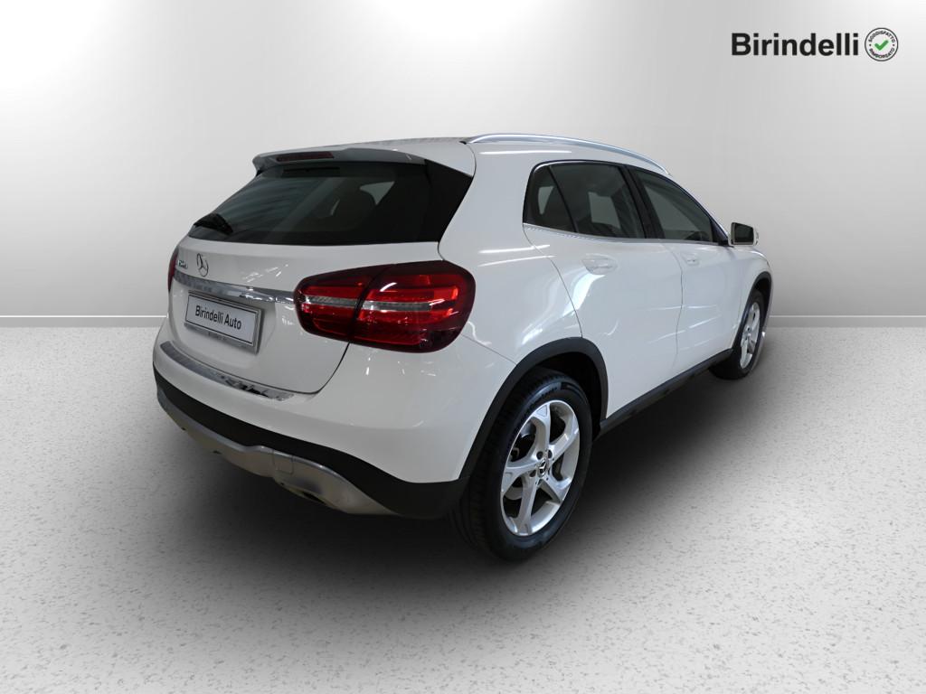 Mercedes-Benz GLA (X156) - GLA 200 d Automatic Sport