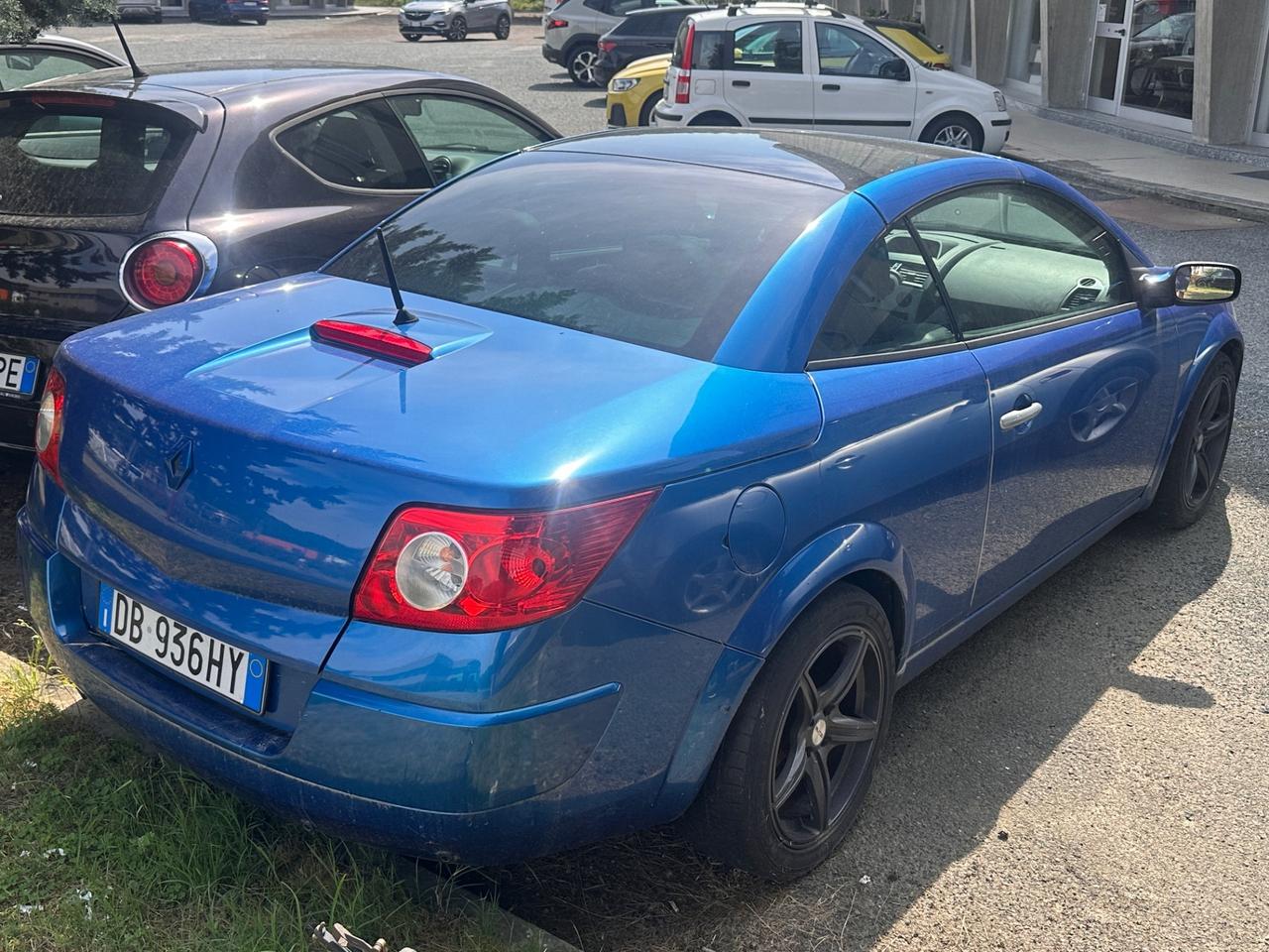 Renault Megane Mégane C-C 2.0 16V Luxe