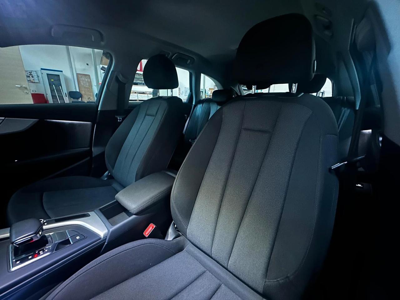 Audi A4 Avant 35 TDI/163 CV S tronic line edition