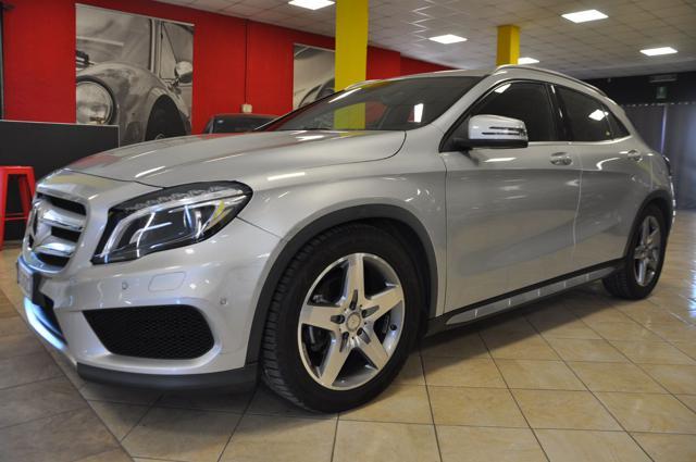 MERCEDES-BENZ GLA 200 CDI Automatic 4Matic PremiumE6* AMGTELC/XENO/PDC*