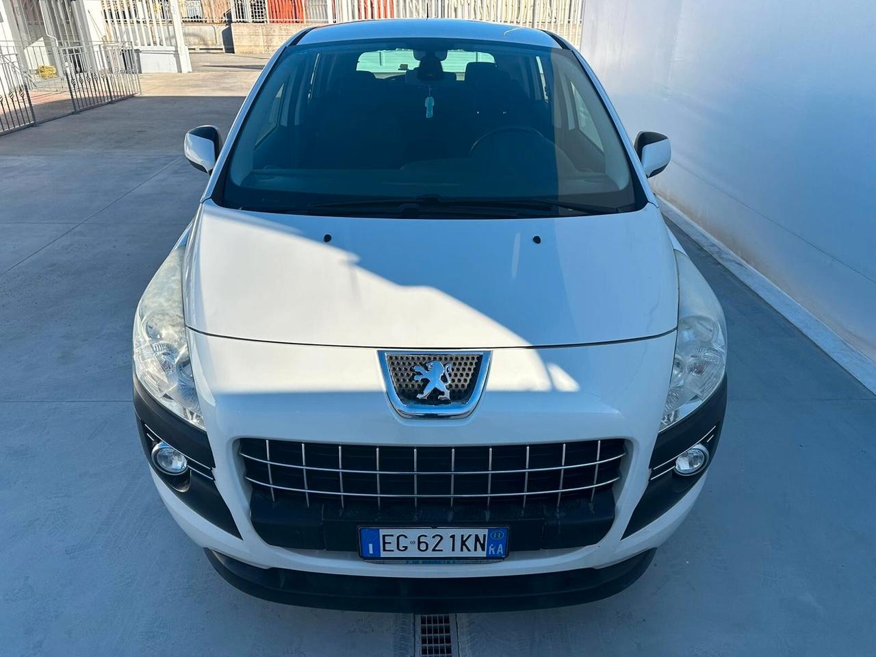 Peugeot 3008 2.0 HDi 2011