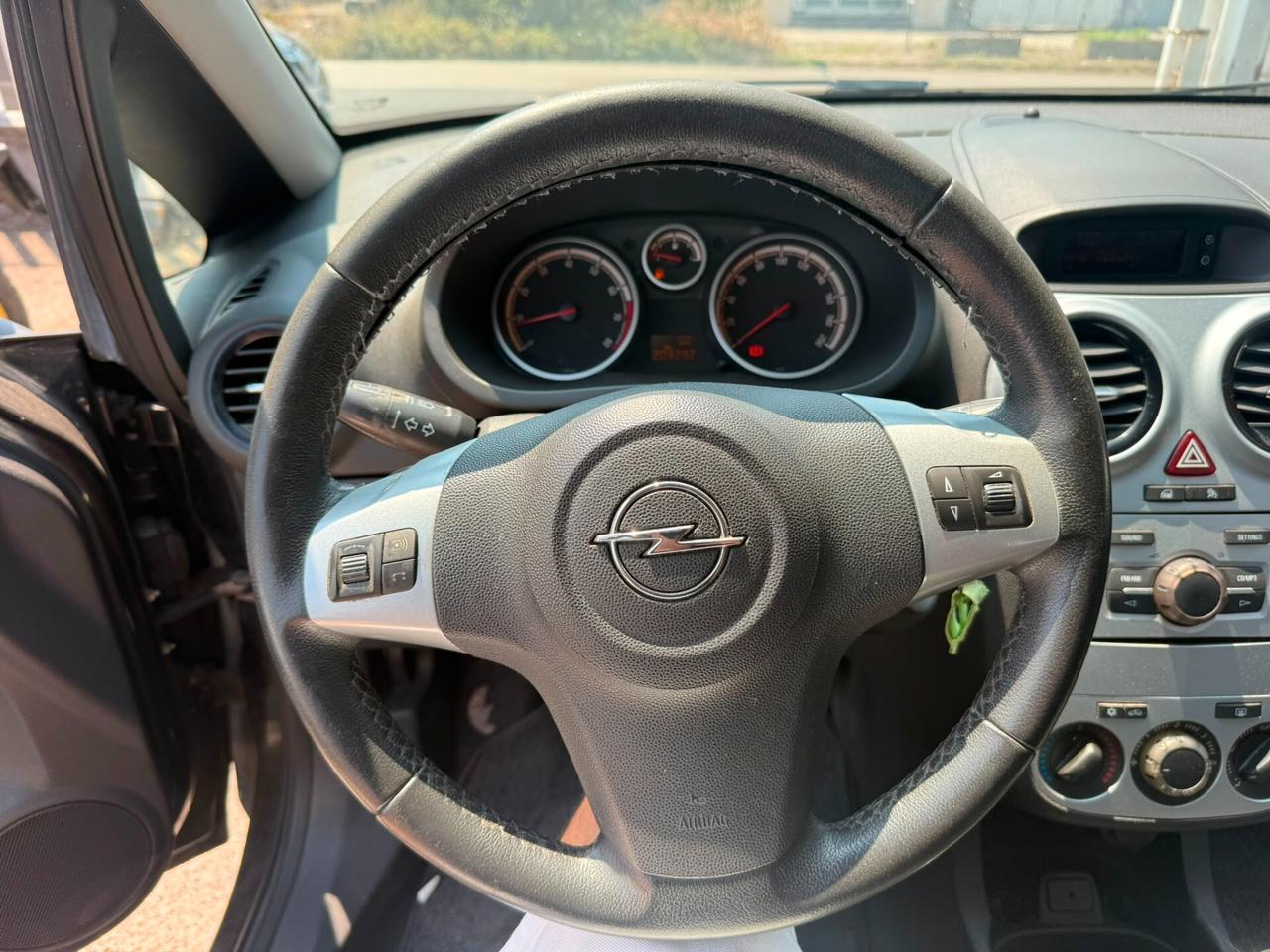 Opel Corsa 1.2 85CV 3 porte GPL-TECH One