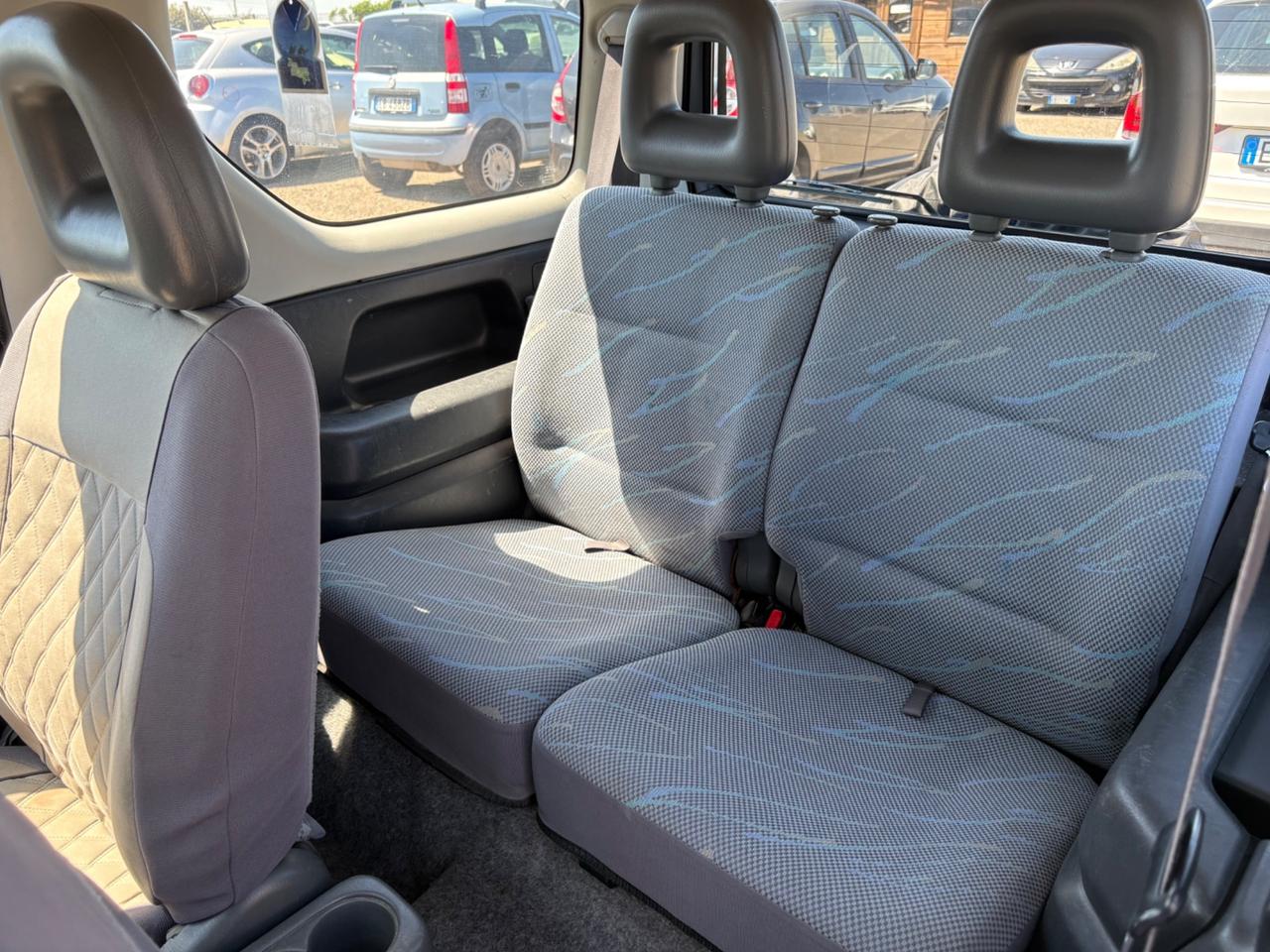 Suzuki Jimny 1.3i 16V cat 4WD JLX