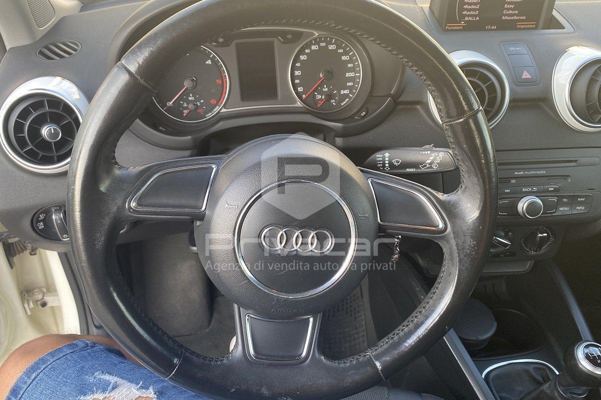 AUDI A1 1.6 TDI 105 CV Ambition