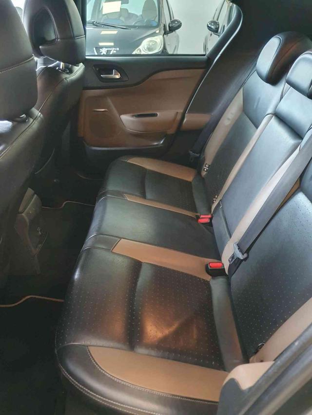 DS AUTOMOBILES DS 4 2.0 HDi 160 Sport Chic