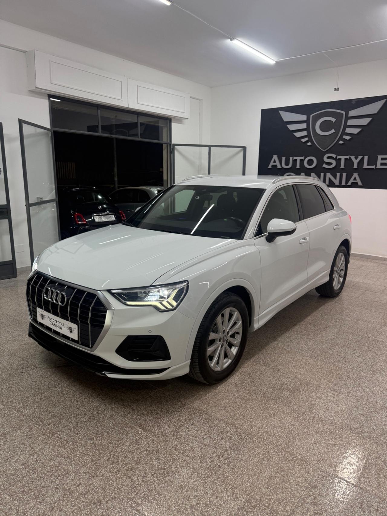 Audi Q3 2.0 TDI 150 CV Sport