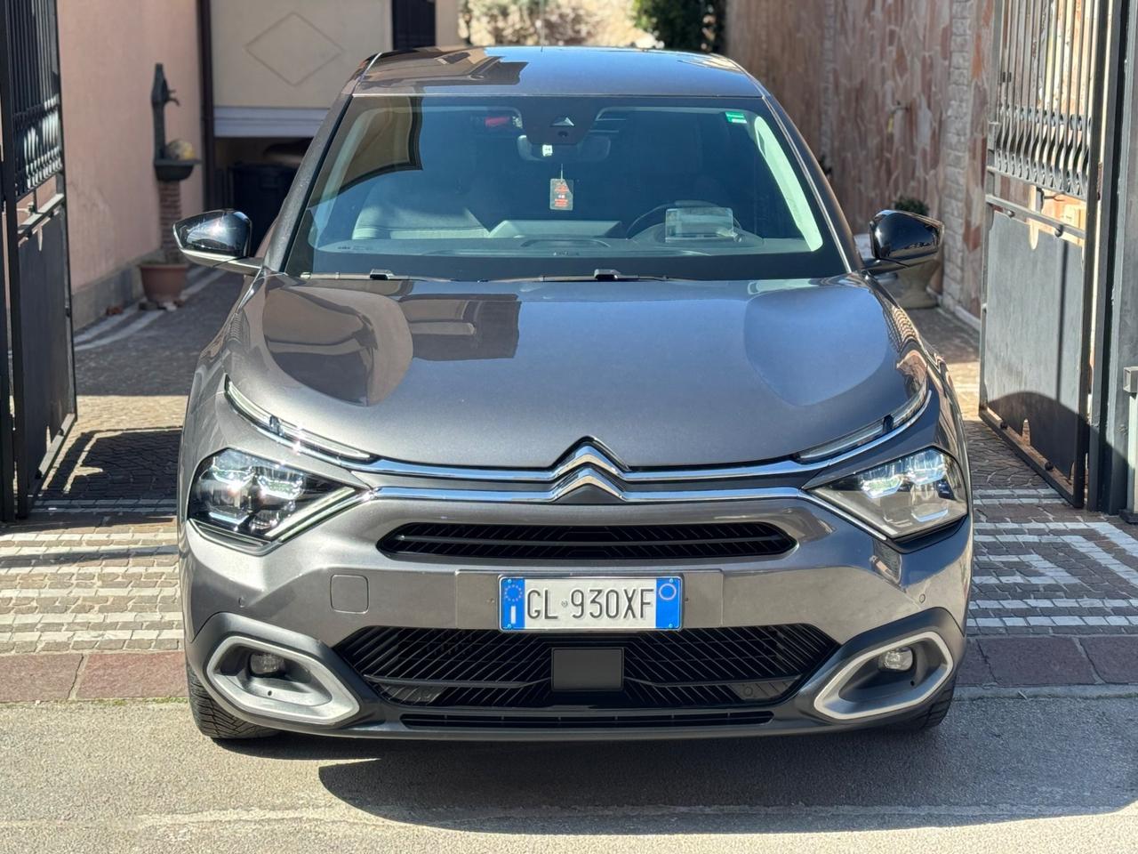 Citroen C4 PureTech 130 S&S EAT8 Shine