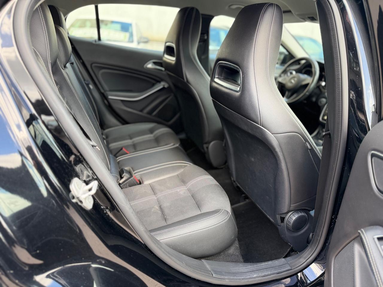 Mercedes-benz GLA 220 d Automatic PREMIUM