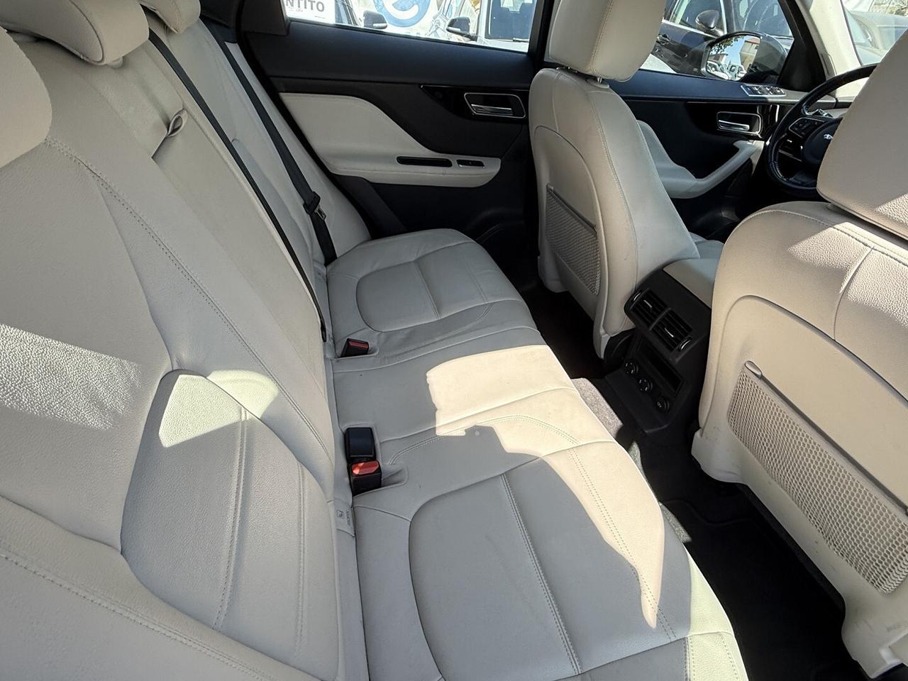 JAGUAR F PACE FULL OPTIONAL PERFETTA