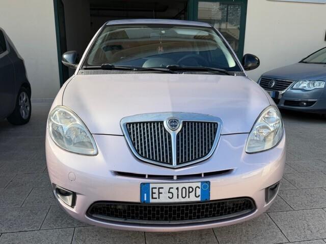 Lancia Ypsilon 1.2 69 CV Elle 11.2010 ok nep cv 11