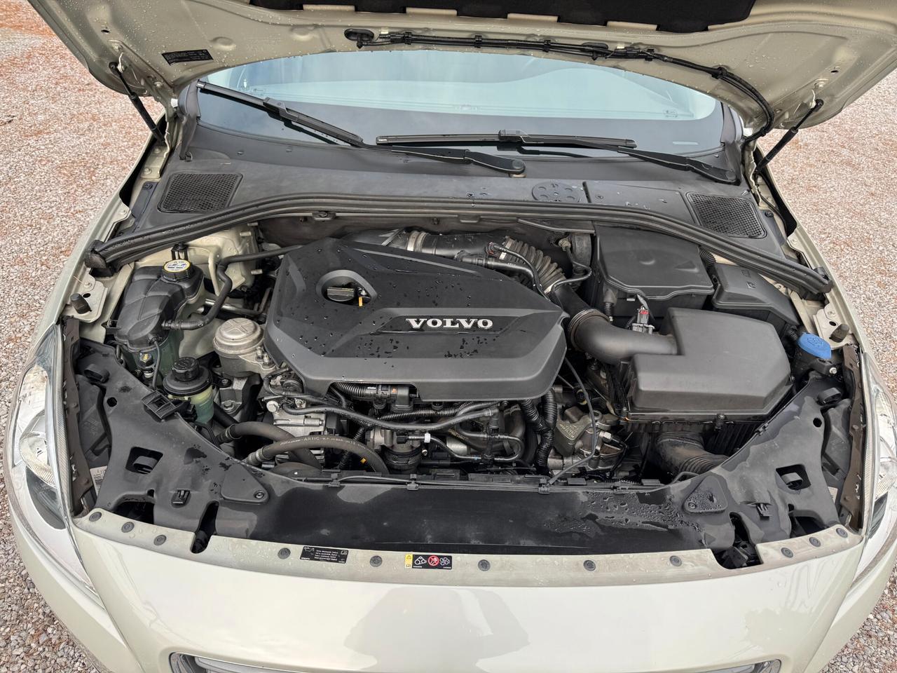 Volvo V60 T3 Momentum
