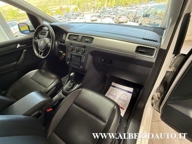 VOLKSWAGEN Caddy 2.0 TDI 102 CV DSG Highline Maxi *7 POSTI*