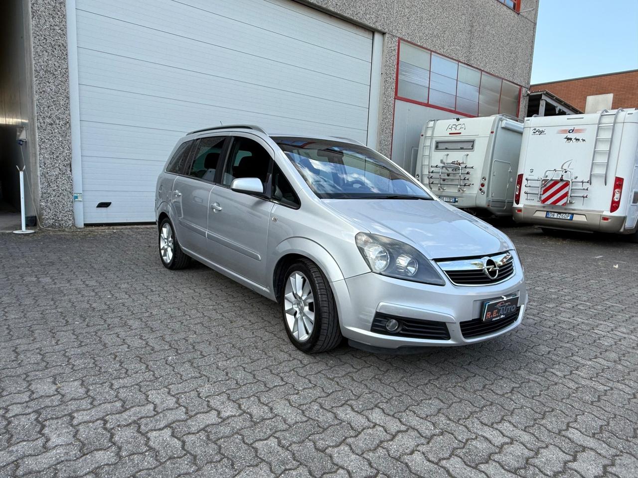 Opel Zafira 1.9 CDTI 120CV Enjoy